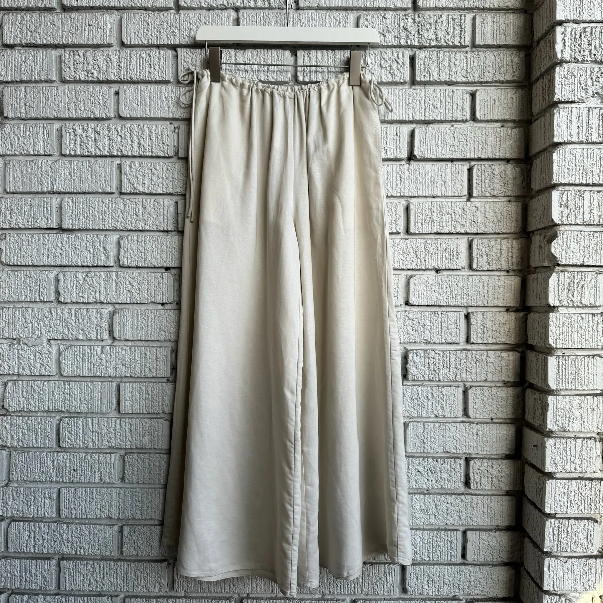 AT EASE Relaxed Pant