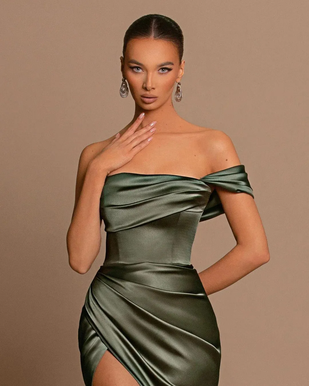 Beautiful Long Mermaid One shoulder Satin Formal Prom Dress With Slit