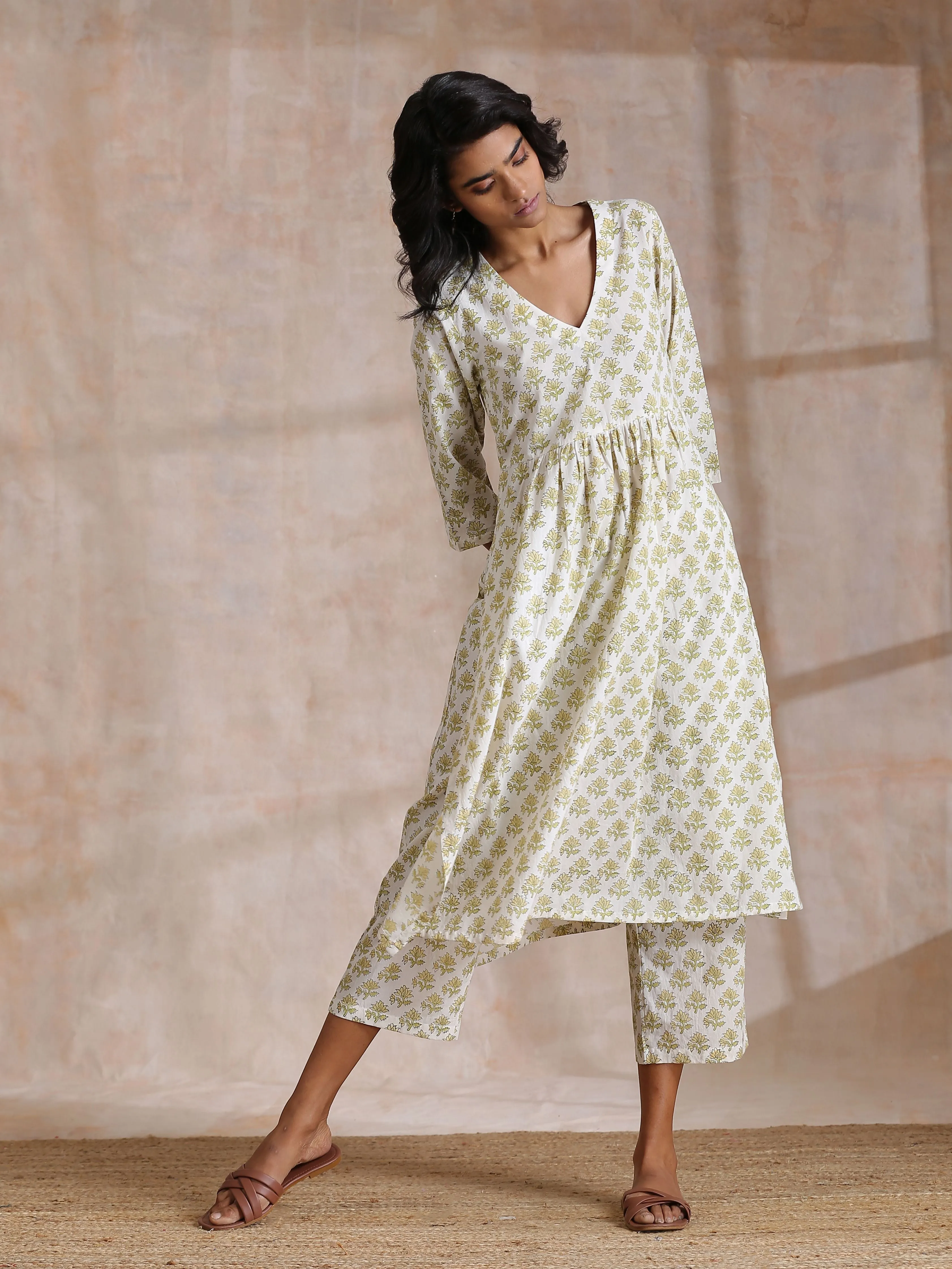 Green Buta On Off White Block Print Cotton Slit Gathered Kurta Set