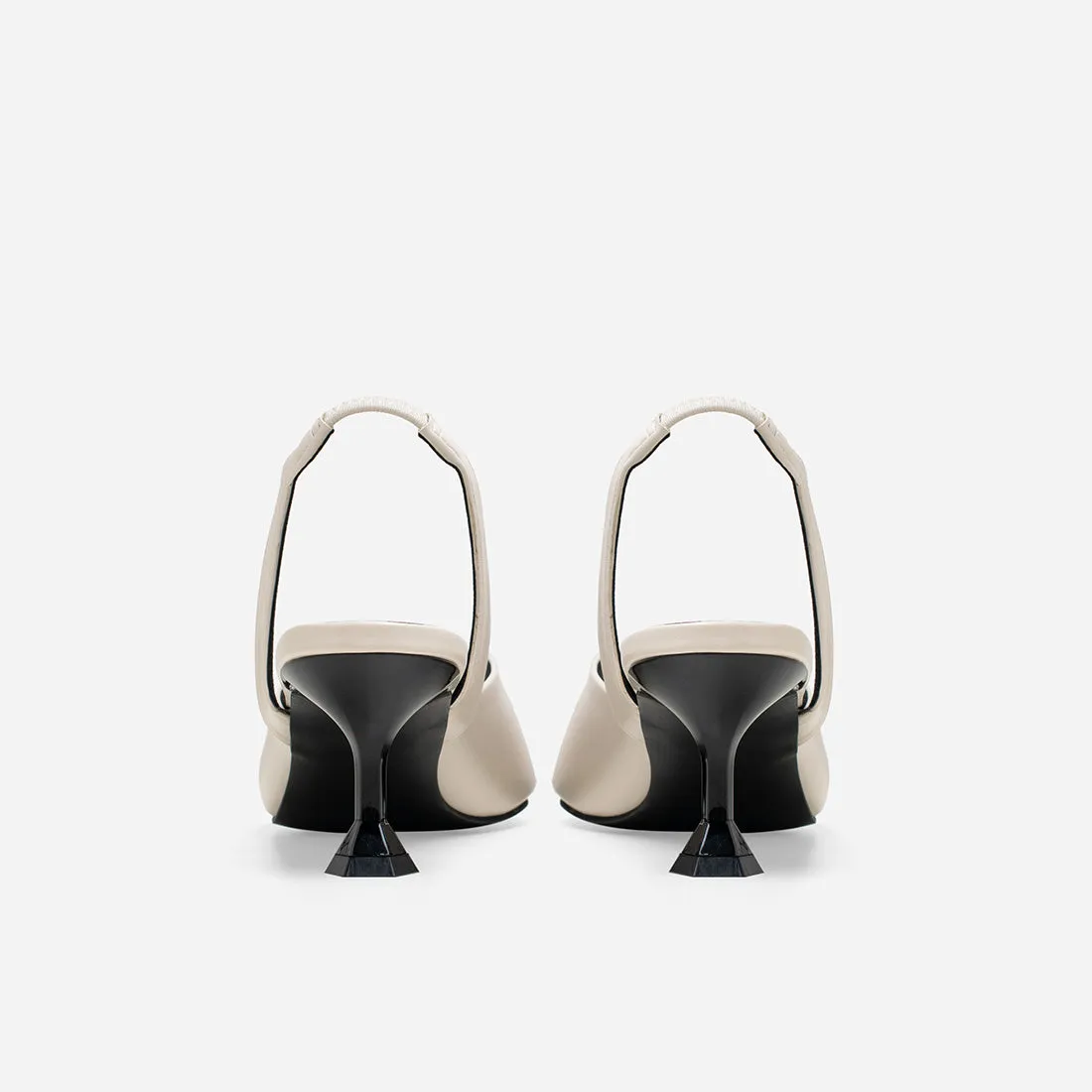 Mariza Pumps